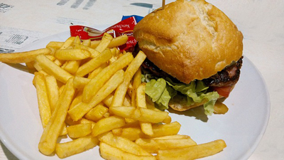 burger-1140824_400.jpg